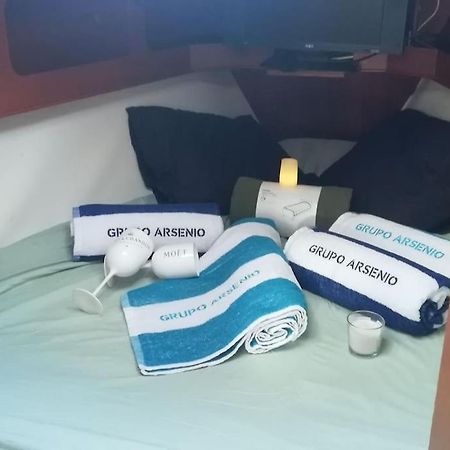 Boat-Apartamento Flotante Cadiz.. La Juanita Arroyo Eksteriør bilde