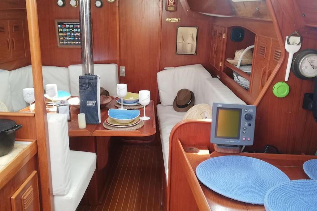 Boat-Apartamento Flotante Cadiz.. La Juanita Arroyo Eksteriør bilde
