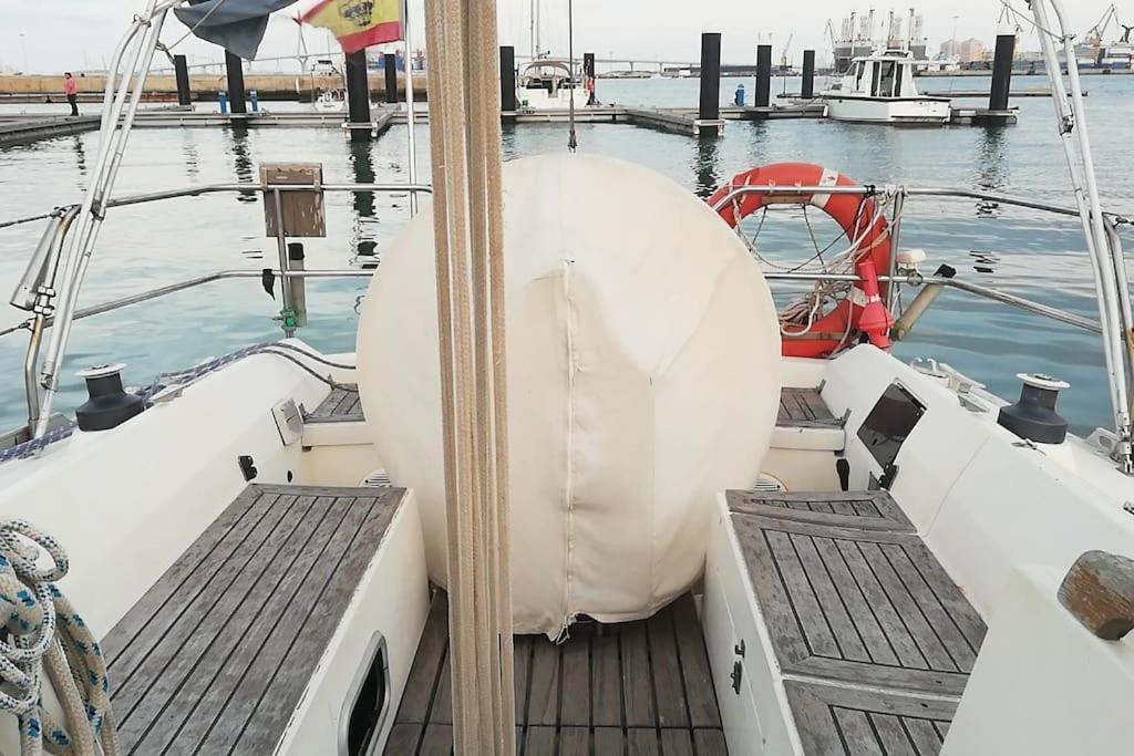 Boat-Apartamento Flotante Cadiz.. La Juanita Arroyo Eksteriør bilde