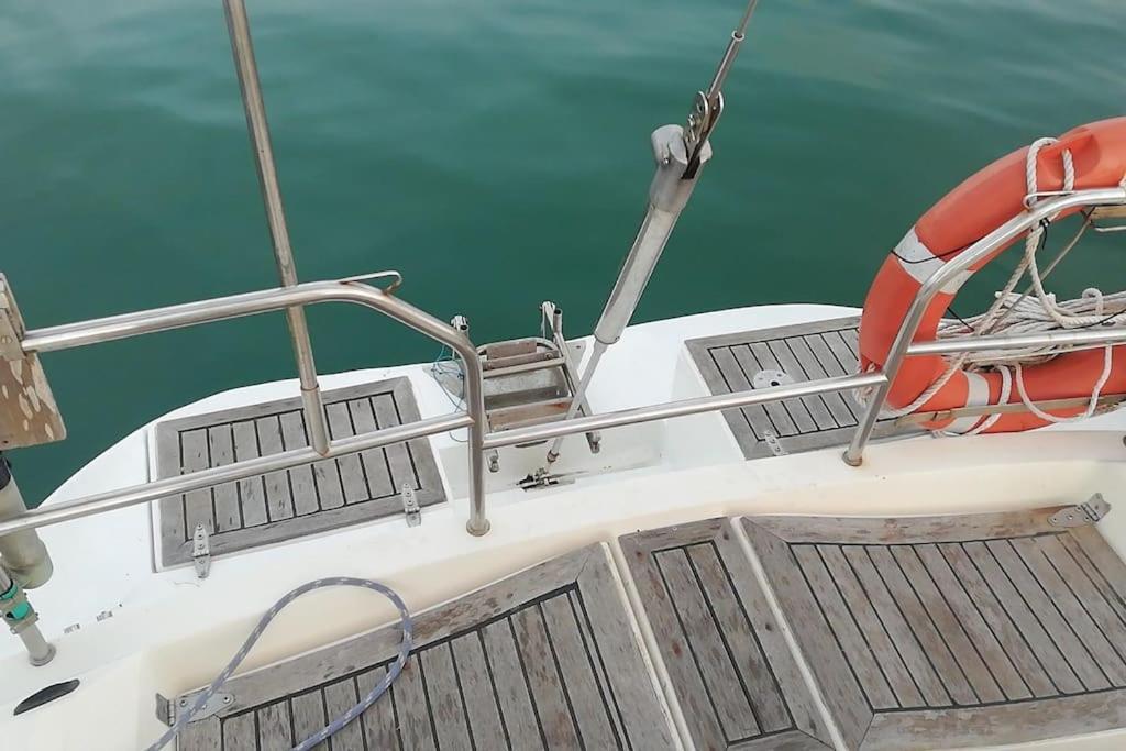 Boat-Apartamento Flotante Cadiz.. La Juanita Arroyo Eksteriør bilde