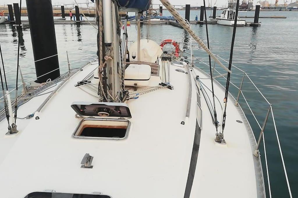 Boat-Apartamento Flotante Cadiz.. La Juanita Arroyo Eksteriør bilde